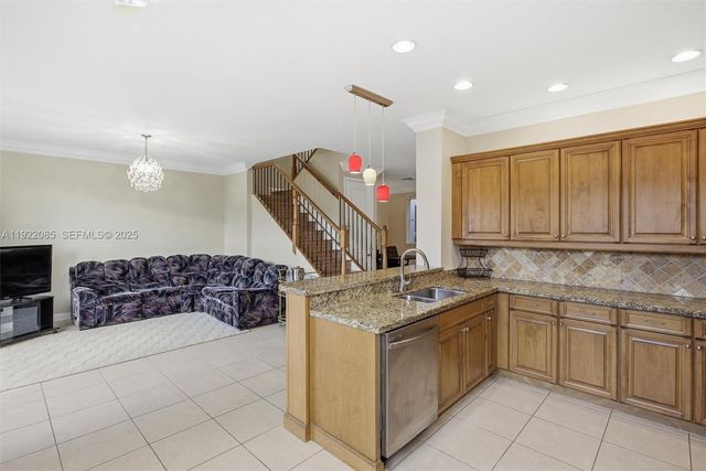 2925 NW 126th Ave 303-1, Sunrise, FL 33323