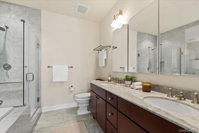 1 Christie Place 402E, Scarsdale, NY 10583