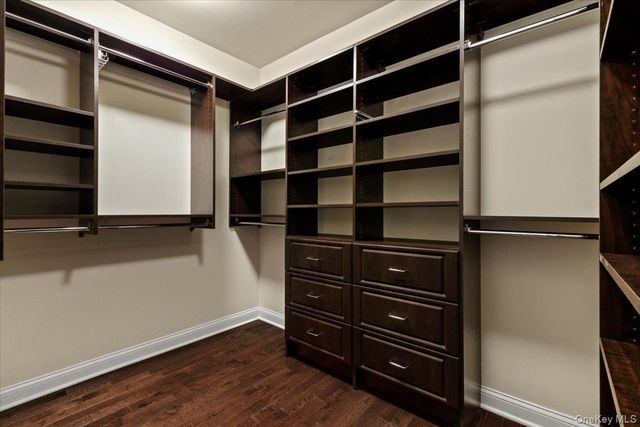 1 Christie Place 402E, Scarsdale, NY 10583