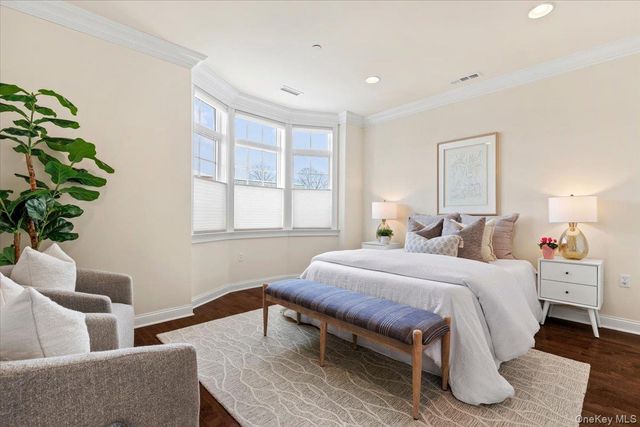 1 Christie Place 402E, Scarsdale, NY 10583