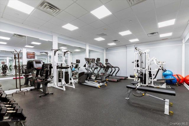 1 Christie Place 402E, Scarsdale, NY 10583