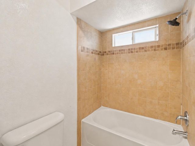 8502 Macduff Ct, Stockton, CA 95209