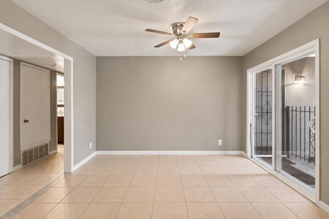 8502 Macduff Ct, Stockton, CA 95209