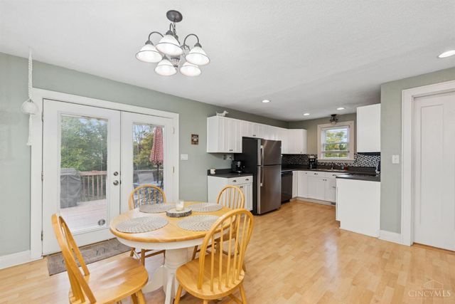 3841 Virginia Court, Cincinnati, OH 45248