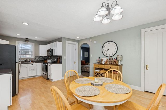 3841 Virginia Court, Cincinnati, OH 45248