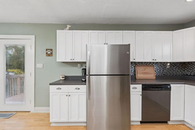 3841 Virginia Court, Cincinnati, OH 45248