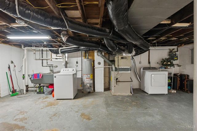 3841 Virginia Court, Cincinnati, OH 45248