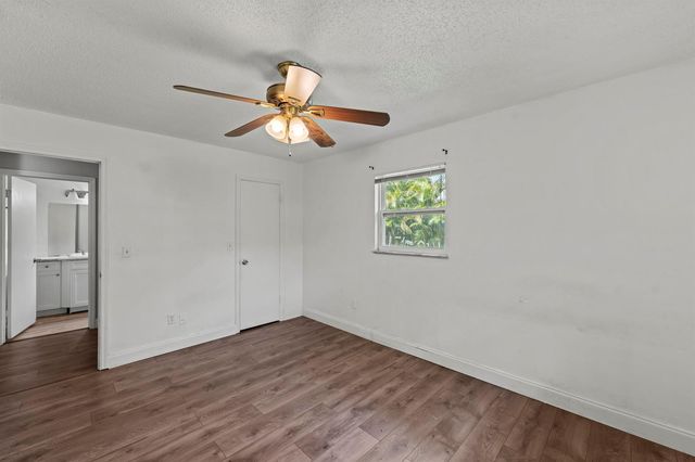 106 NW Broadview Street, Port St. Lucie, FL 34983