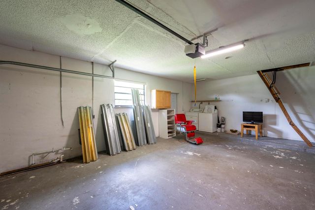 106 NW Broadview Street, Port St. Lucie, FL 34983