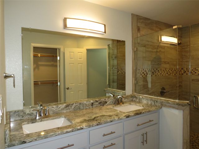 1026 Thomas Street, Denton, TX 76201