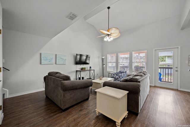 649 Anchor, Port Aransas, TX 78373