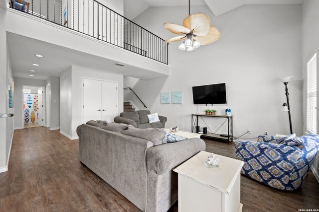 649 Anchor, Port Aransas, TX 78373