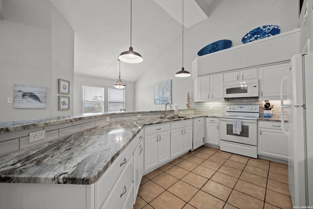 649 Anchor, Port Aransas, TX 78373