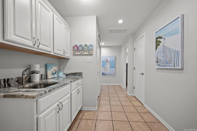 649 Anchor, Port Aransas, TX 78373