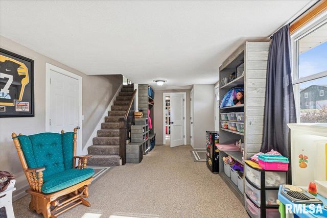 1146 6TH Avenue N, Clinton, IA 52732