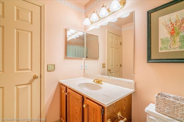 7984 Lake Crest Drive, Ypsilanti Charter Township, MI 48197