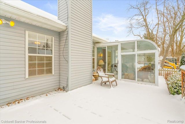 7984 Lake Crest Drive, Ypsilanti Charter Township, MI 48197