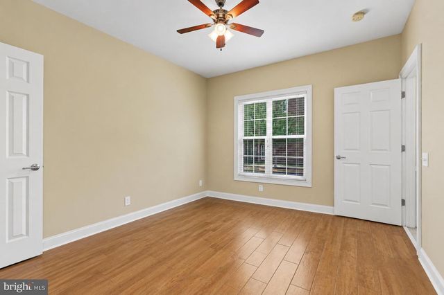 2190 OBERLIN DR, Woodbridge, VA 22191