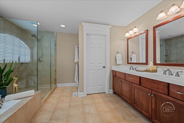 427 S Sleight Street, Naperville, IL 60540