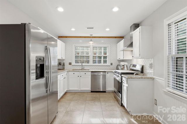 1311 Somersby Lane, Matthews, NC 28105