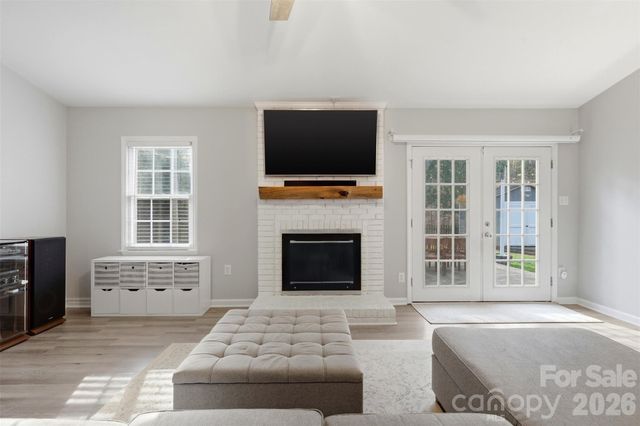 1311 Somersby Lane, Matthews, NC 28105