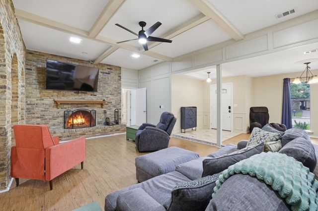 1617 Cherbourg Drive, Plano, TX 75075