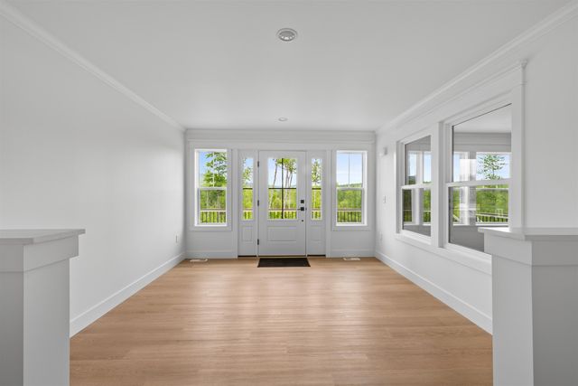 63 Whipple's Way, Tamworth, NH 03817