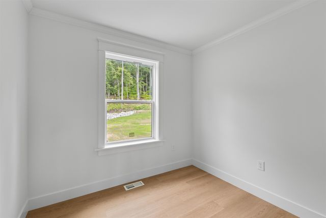 63 Whipple's Way, Tamworth, NH 03817