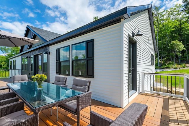 63 Whipple's Way, Tamworth, NH 03817
