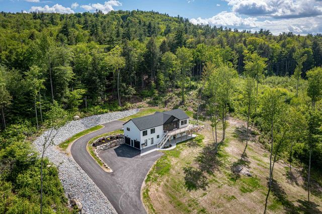 63 Whipple's Way, Tamworth, NH 03817