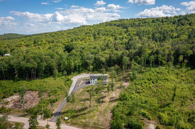 63 Whipple's Way, Tamworth, NH 03817