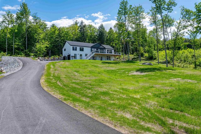 63 Whipple's Way, Tamworth, NH 03817