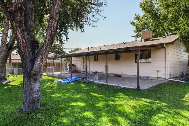 2021 Zinno Blvd, Pueblo, CO 81006