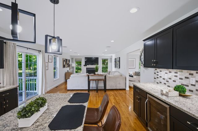 492 Sumner St, Stoughton, MA 02072