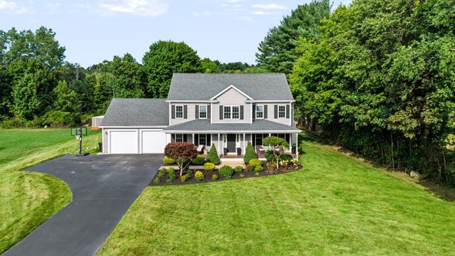 492 Sumner St, Stoughton, MA 02072