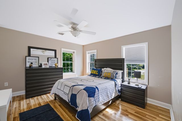 492 Sumner St, Stoughton, MA 02072