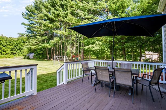 492 Sumner St, Stoughton, MA 02072