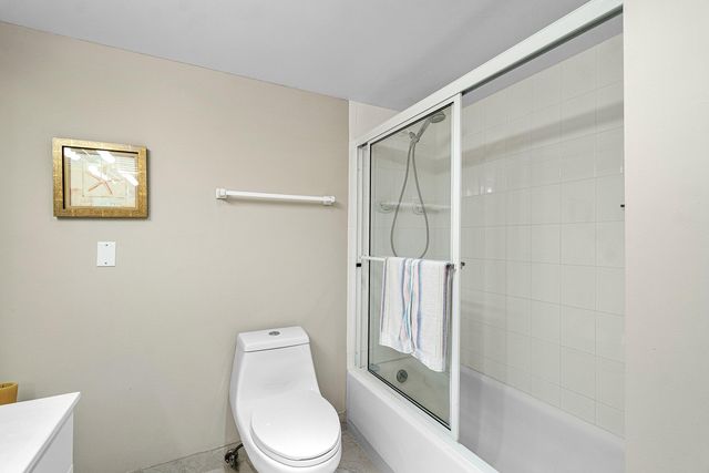 2000 S Ocean Boulevard 8-D, Boca Raton, FL 33432
