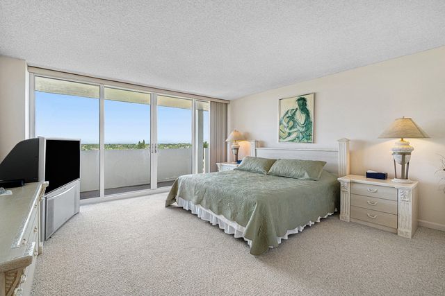 2000 S Ocean Boulevard 8-D, Boca Raton, FL 33432