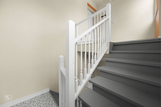 1847 W Touhy Avenue, Chicago, IL 60626