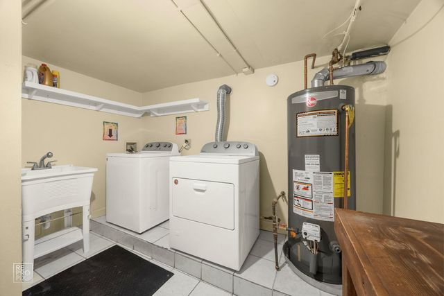 1847 W Touhy Avenue, Chicago, IL 60626