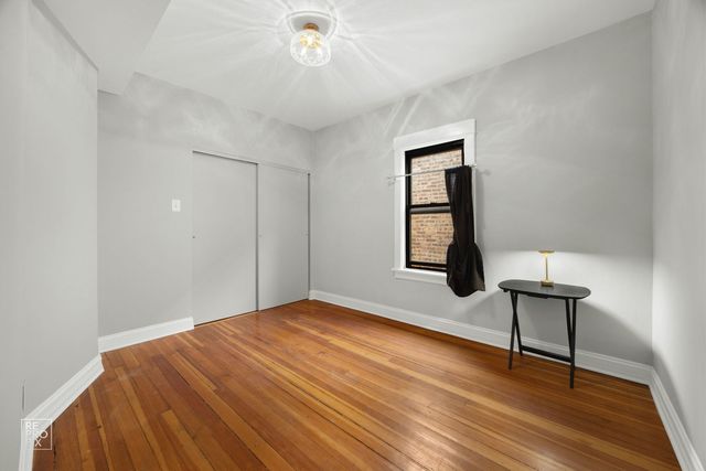 1847 W Touhy Avenue, Chicago, IL 60626