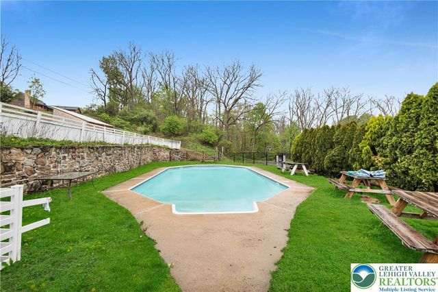 5055 Memorial Road, Heidelberg Twp, PA 18078
