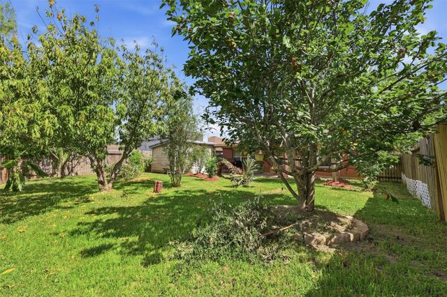 6810 Jasmine Arbor Lane, Houston, TX 77088