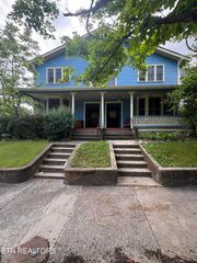 903 Luttrell St, Knoxville, TN 37917