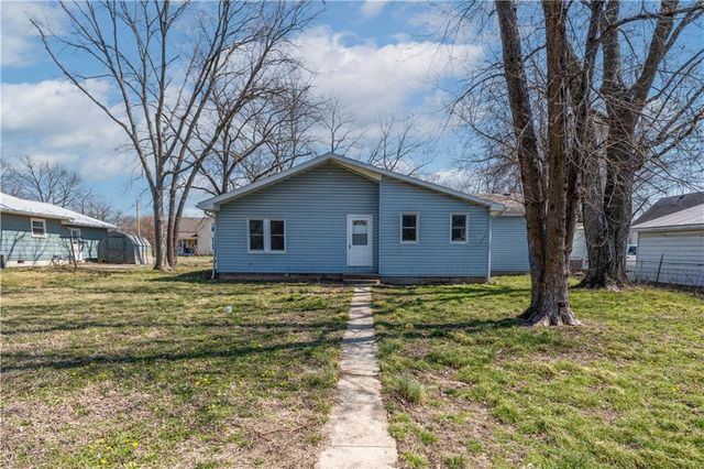 304 S Chestnut Street, Lamonte, MO 65337