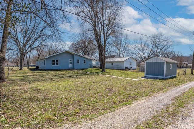 304 S Chestnut Street, Lamonte, MO 65337