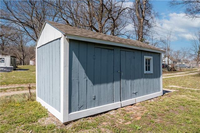 304 S Chestnut Street, Lamonte, MO 65337