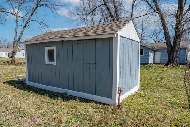 304 S Chestnut Street, Lamonte, MO 65337