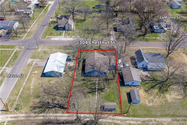 304 S Chestnut Street, Lamonte, MO 65337